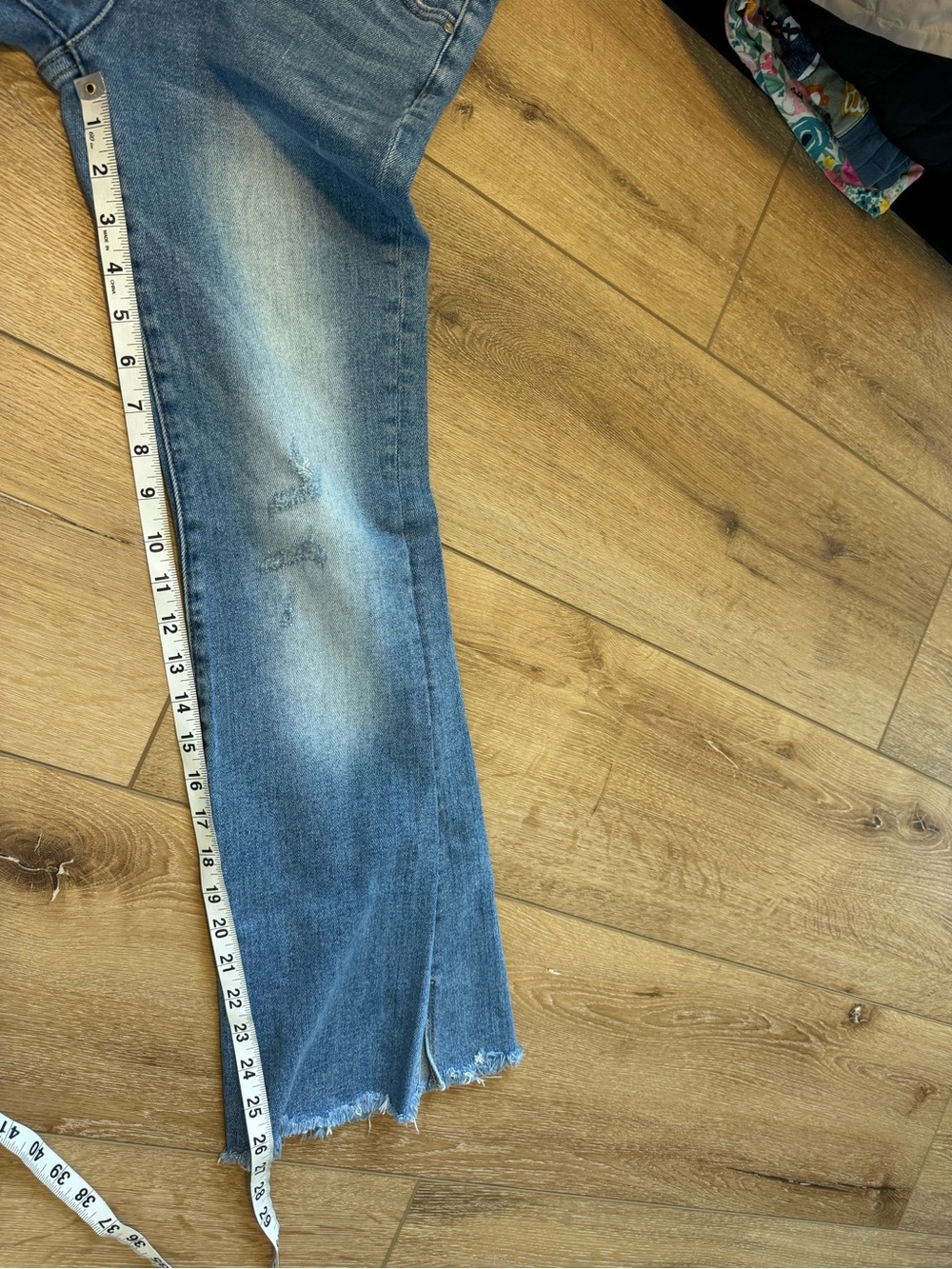 RISEN JEANS ISABELLA HIGH RISE PULL ON FLARE SIZE SMALL RAW HEM - Picture 8 of 14